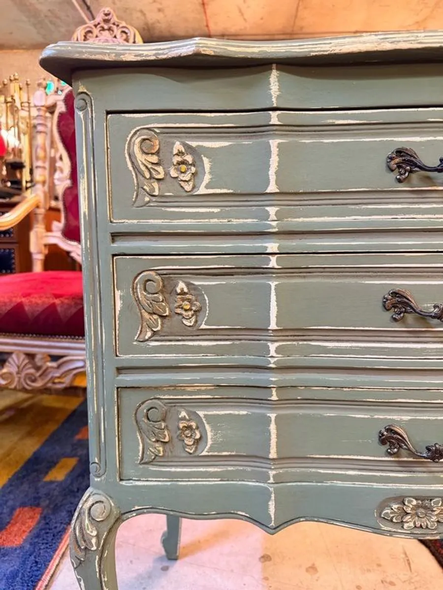 FLASH SALE ! Was 350 Now 295 ! Striking French Vintage Chest of Drawers - Image 4