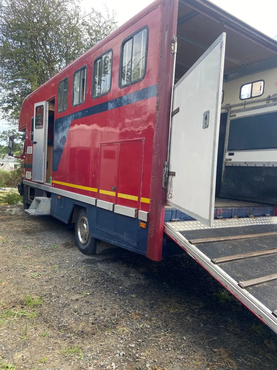 Horse lorry - Image 4