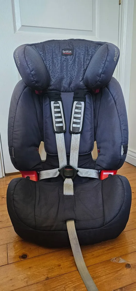 Children Car seat - Image 1
