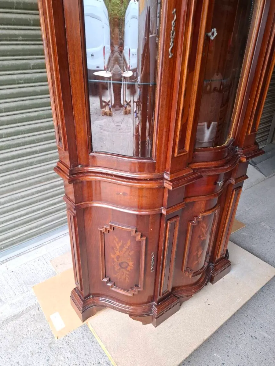 Large Ornate Display Cabinet / Vitrine (DELIVERY) - Image 3