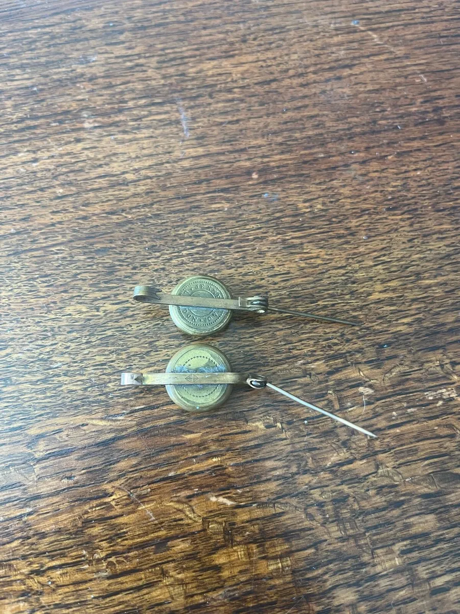 WW1 Inniskilling Sweetheart Brooches - Image 2