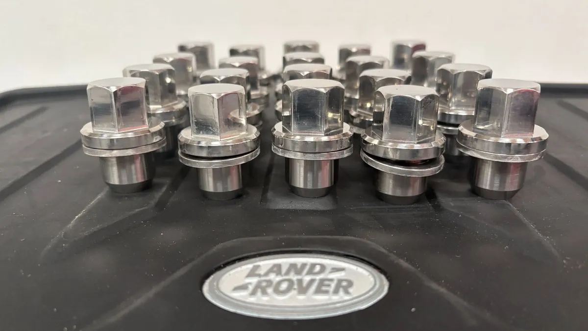 Land Rover Solid Stainless Steel Wheel Nuts x 20 - Image 1