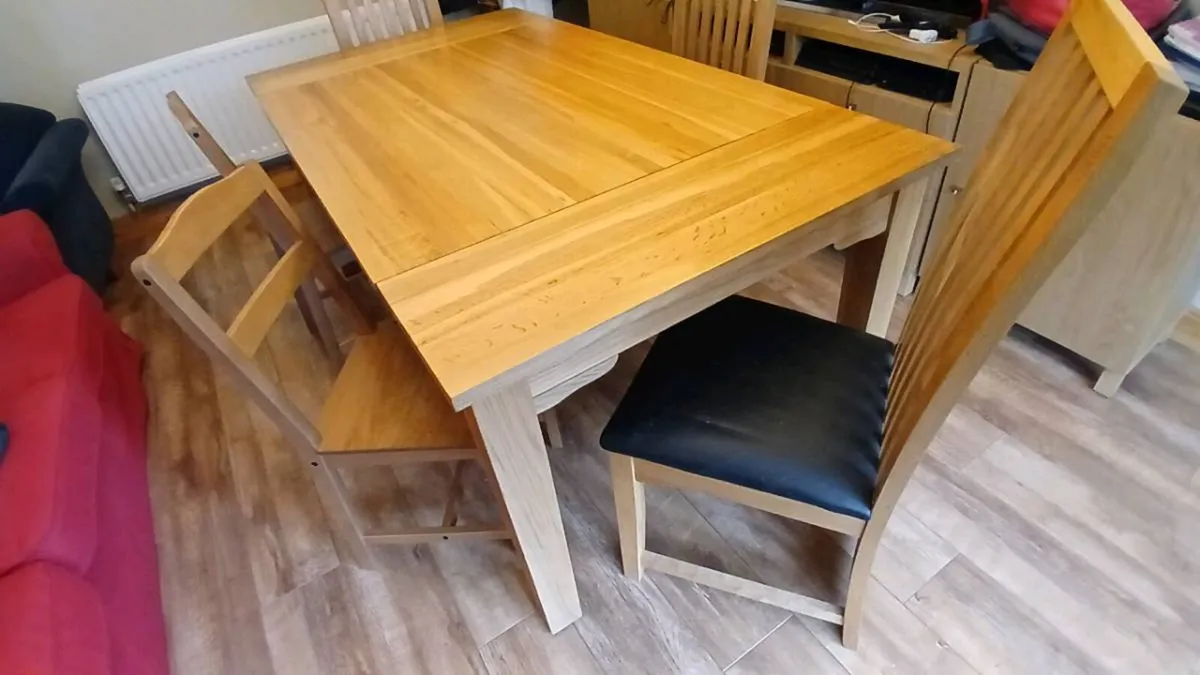 Kichen table 5 chairs - Image 4