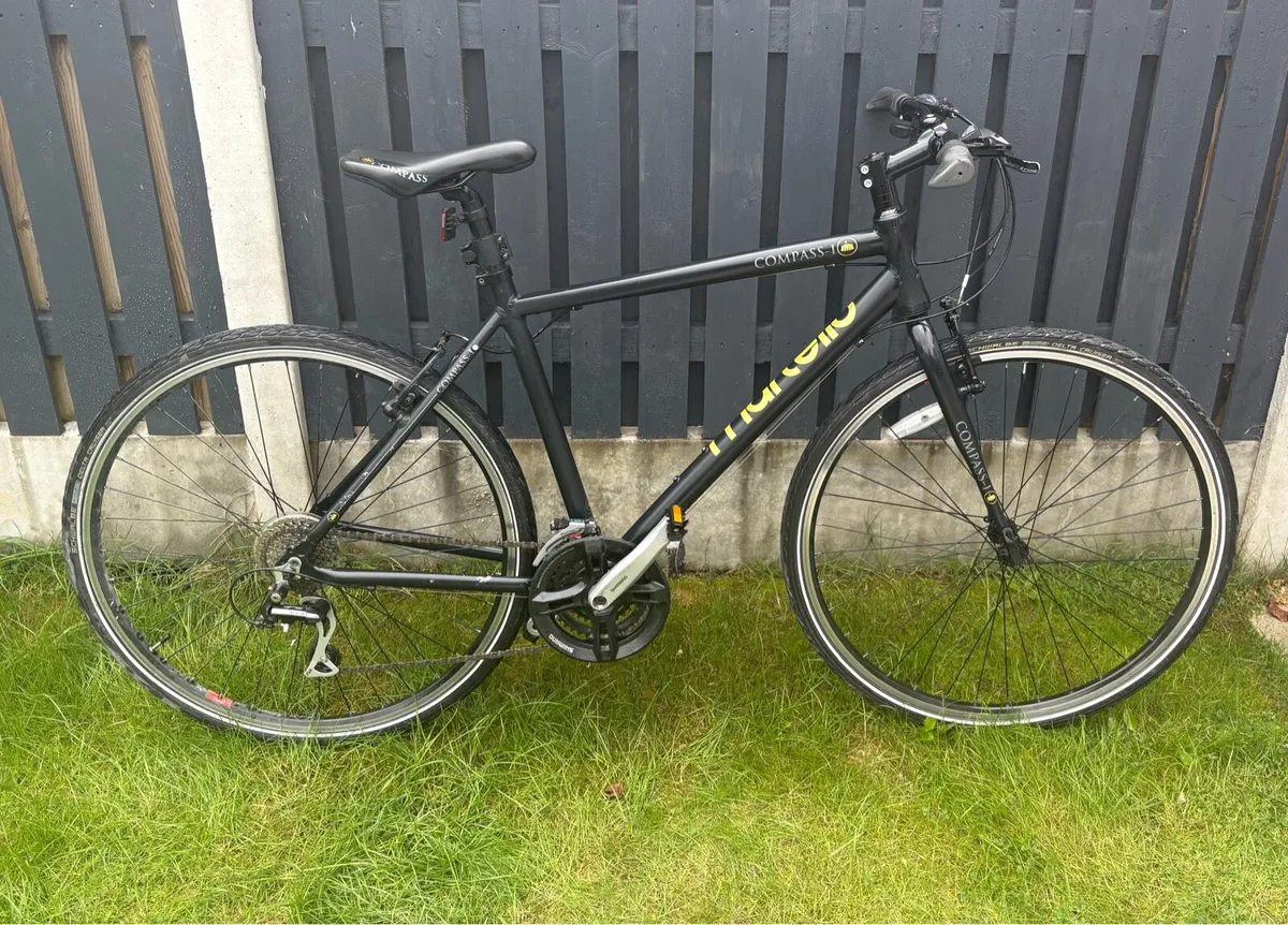 Martello Compass 1 Aluminium Sports Hybrid Bike - Image 1