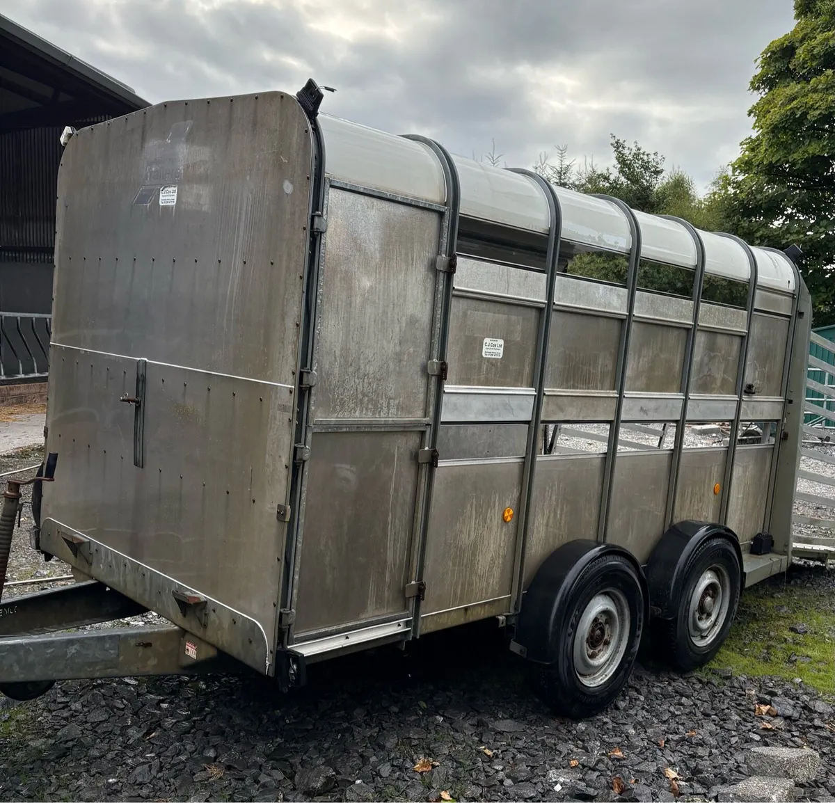 Ifor Williams cattle trailer - Image 1
