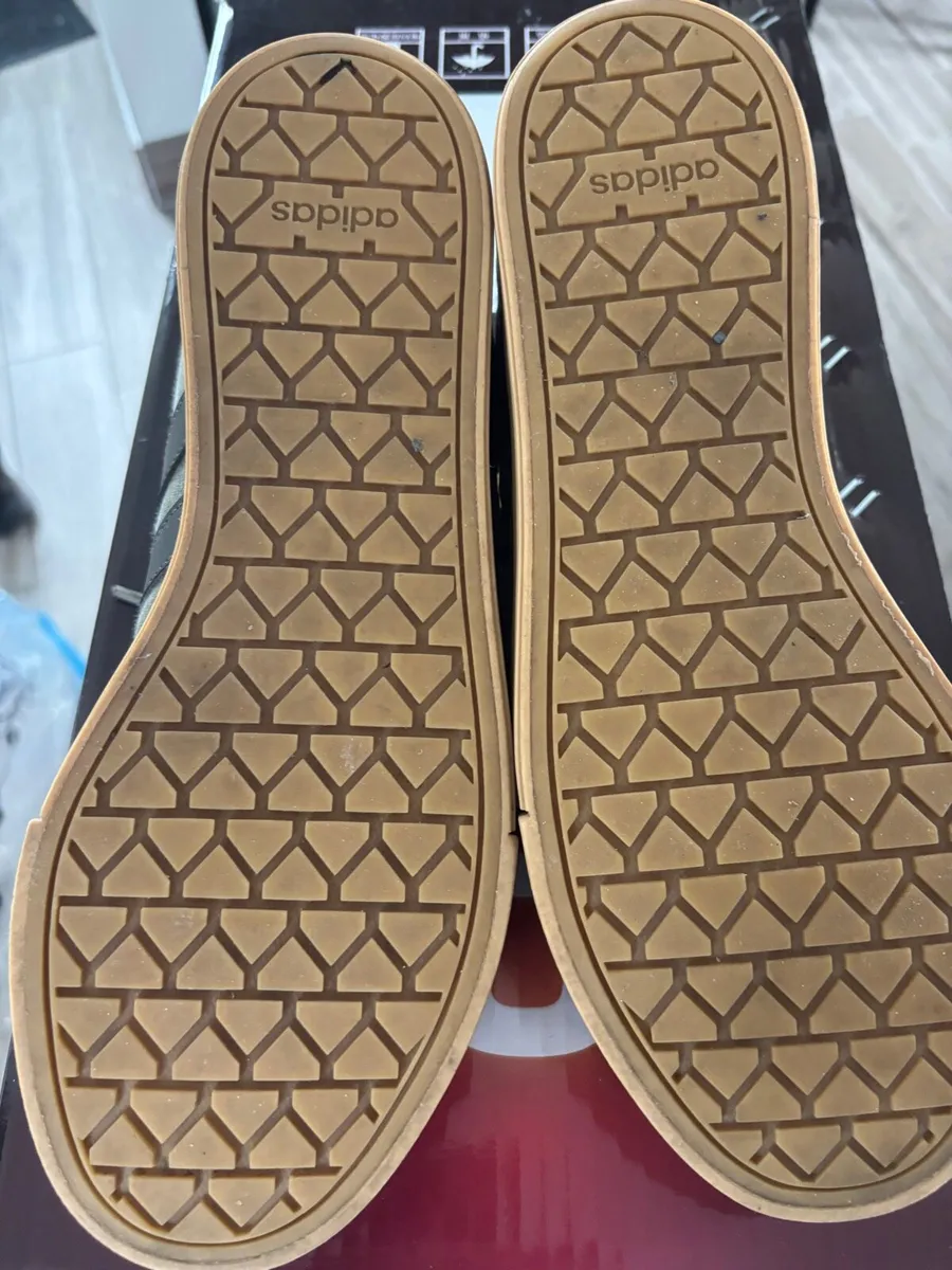 Adidas shoes - Image 3