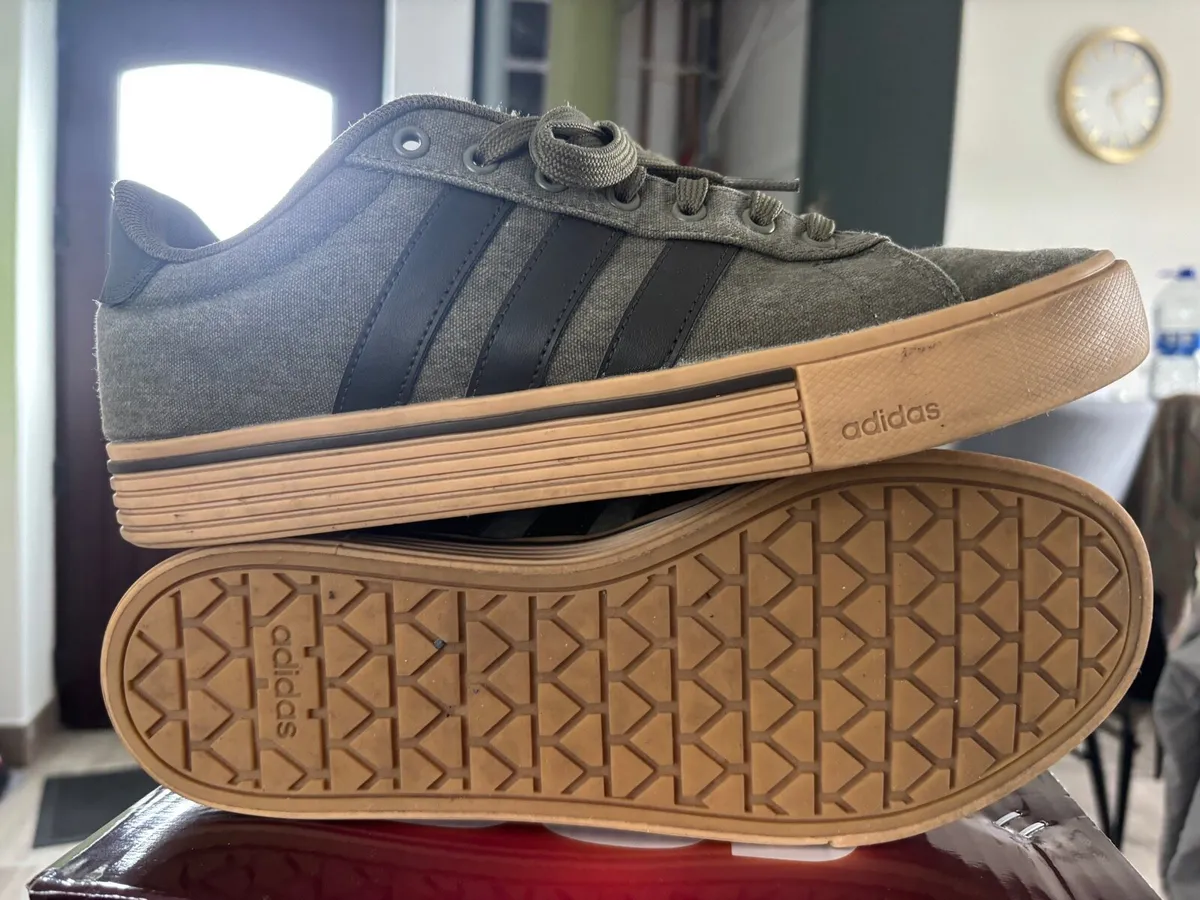 Adidas shoes - Image 4