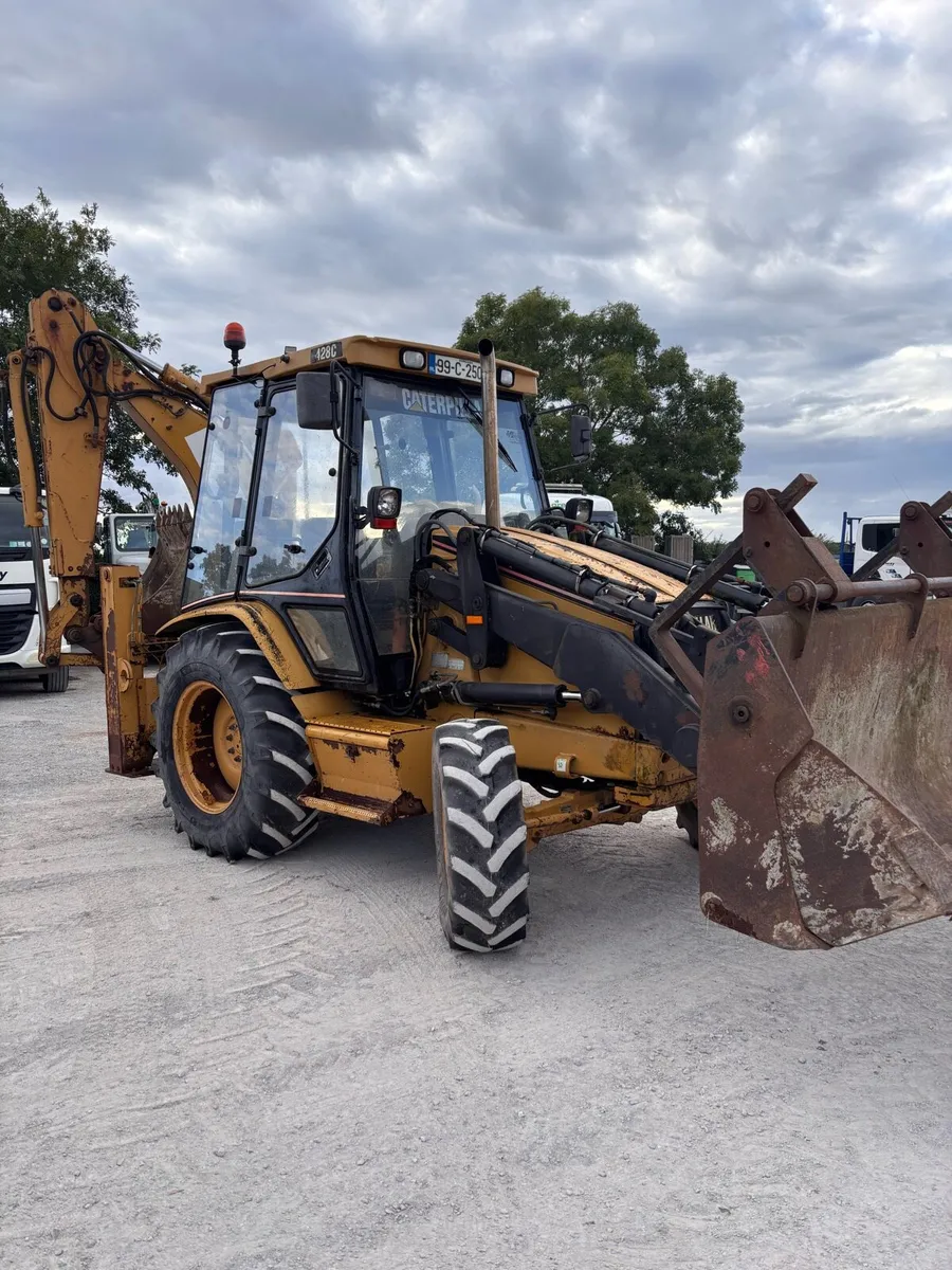 Cat 428c - Image 1