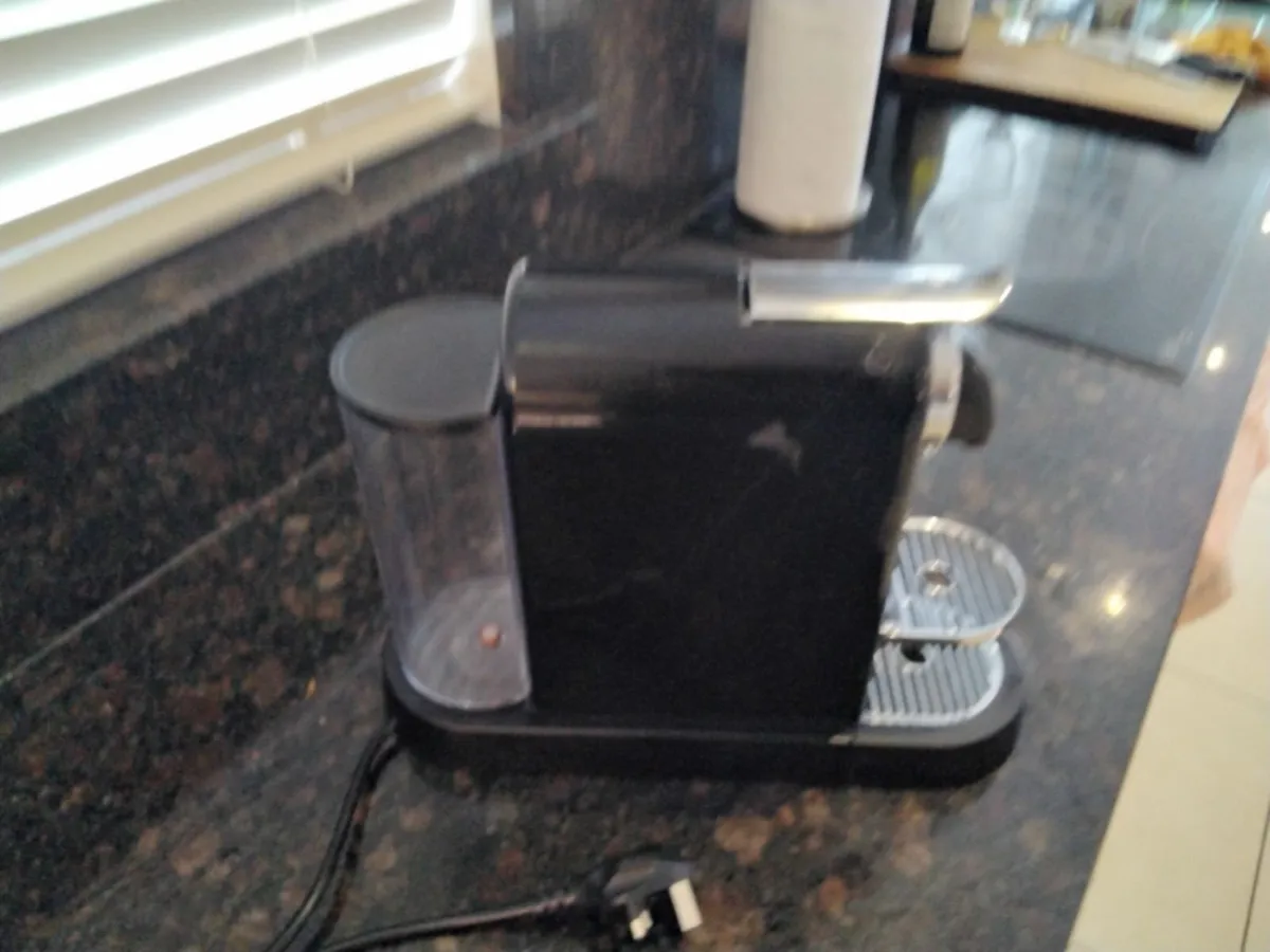 Coffee machine and fryer - Image 3