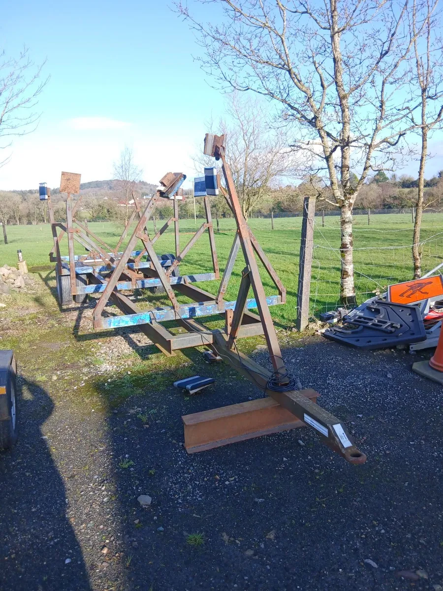 Trailer - Image 1