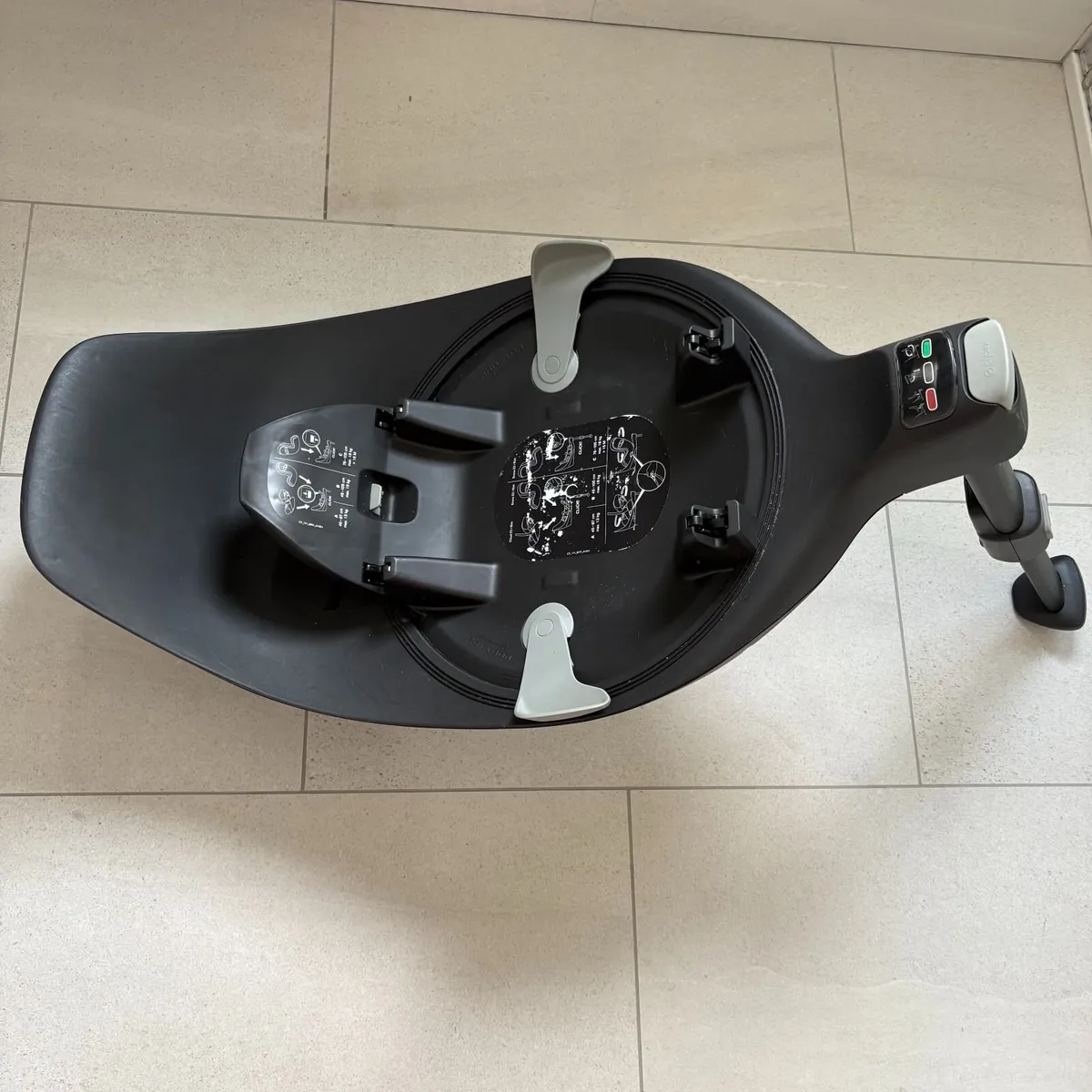 Cybex Sirona Z i-Size Group 0+/1 Car Seat (Black) - Image 4