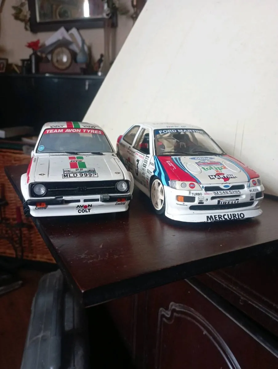 { X 2 } FORD ESCORT RS  DIE-CAST MODLE RALLY CARS - Image 2