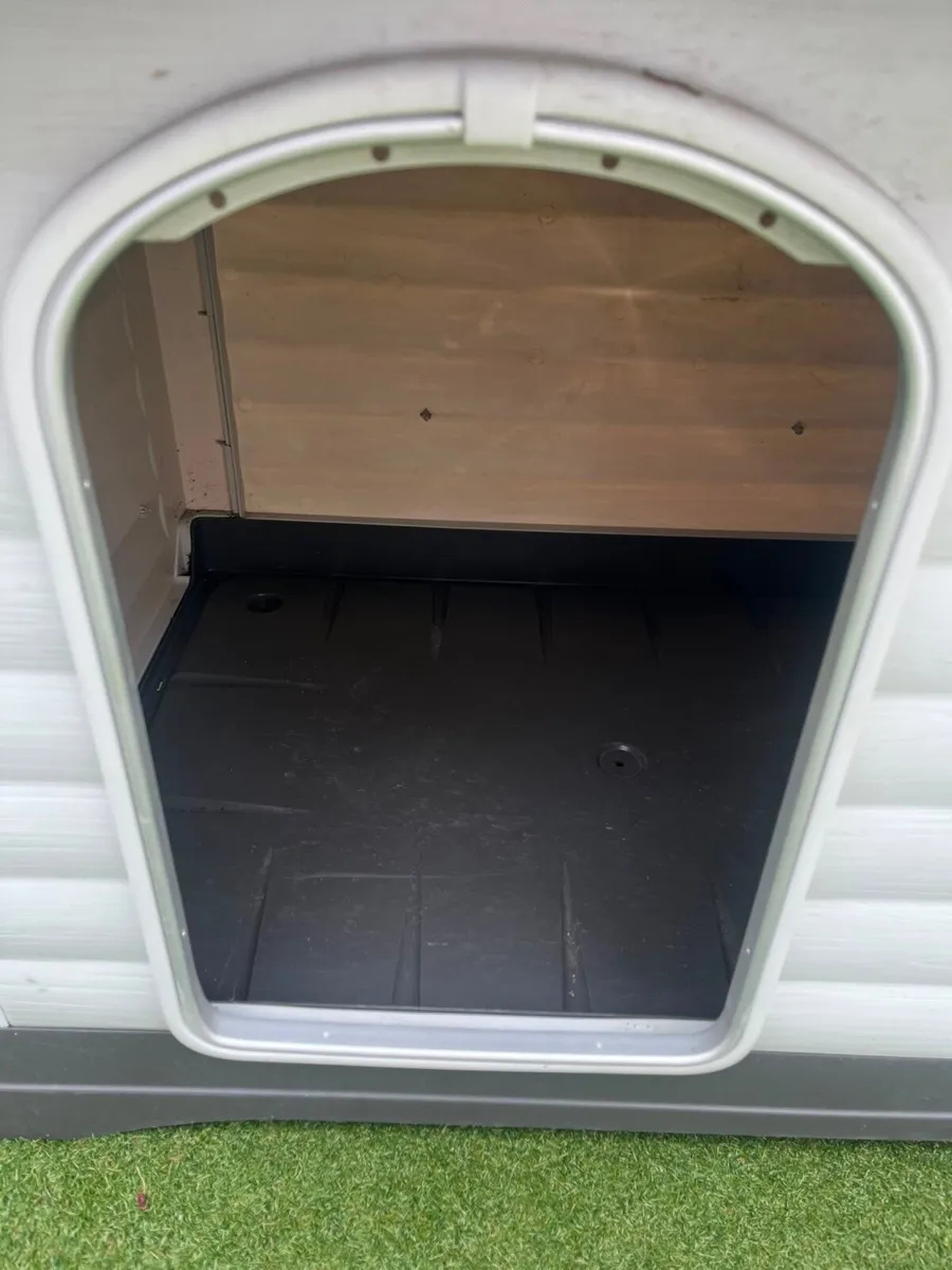 Large Dog Kennel - Image 2