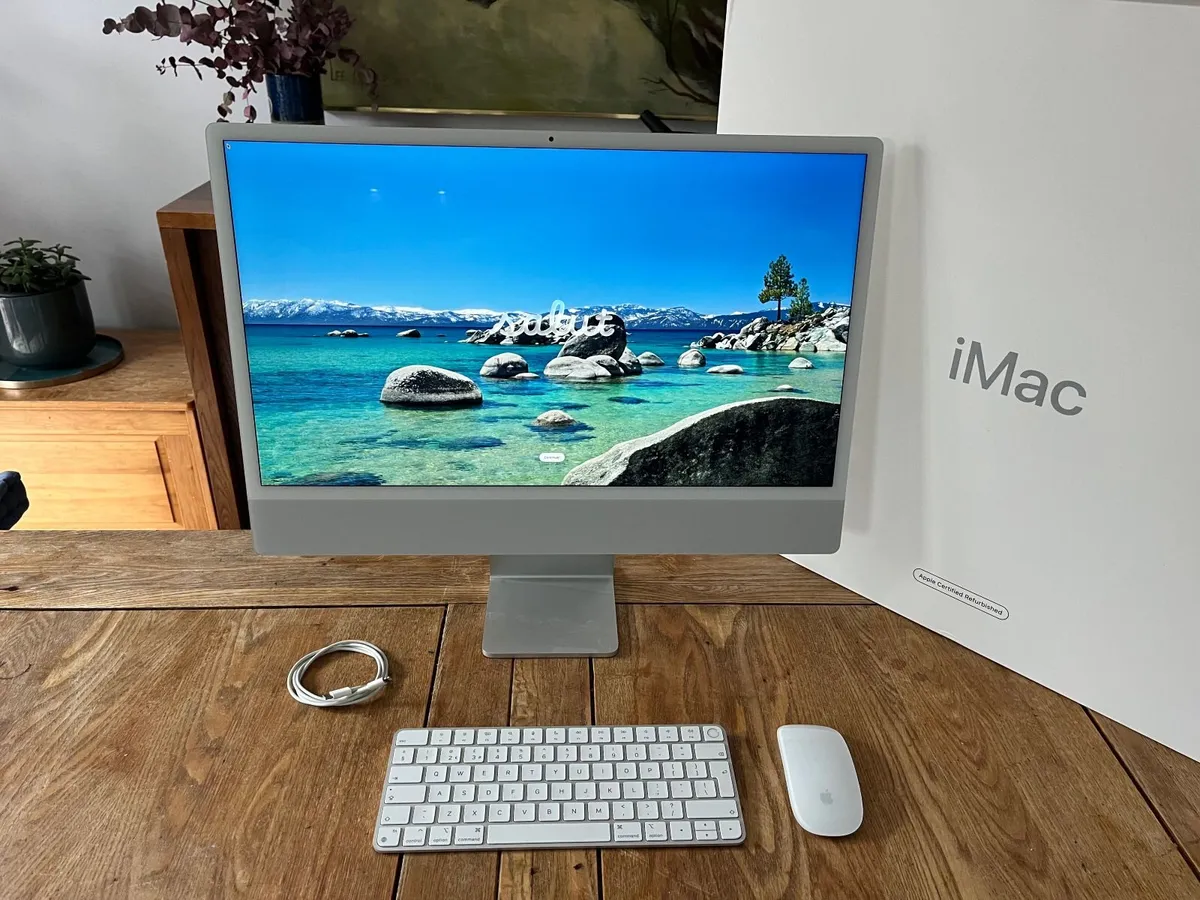 Apple 24” iMac M1 8-Core CPU / 8-Core GPU – Silver - Image 1