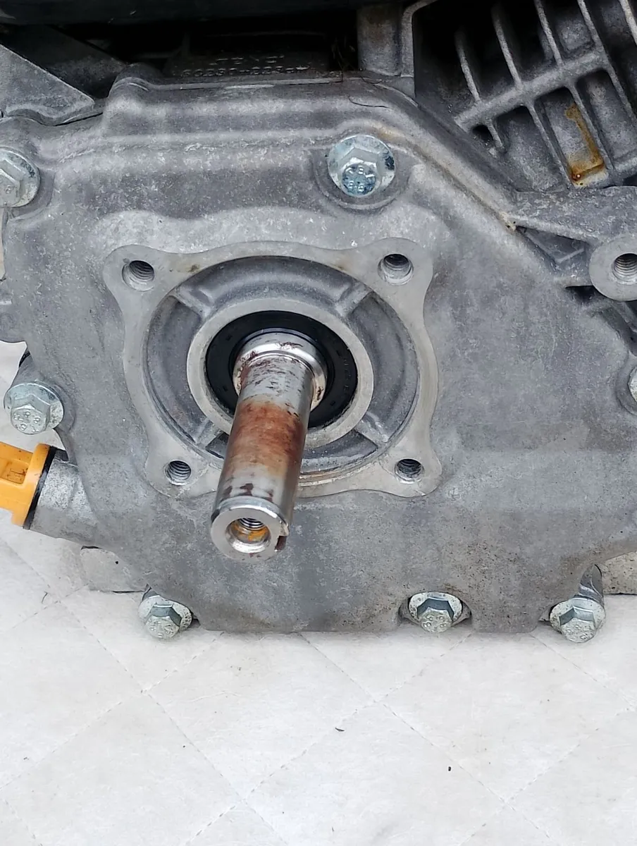 Jefferson 7 1/2 HP Engine - Image 3