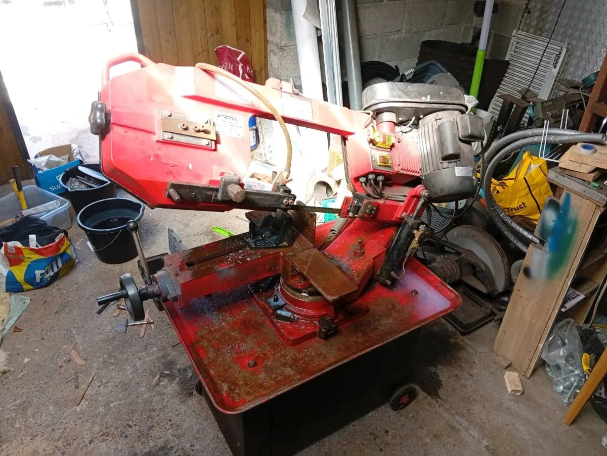 Workshop Clear Out. Welder, Bandsaw, various bits - Image 4
