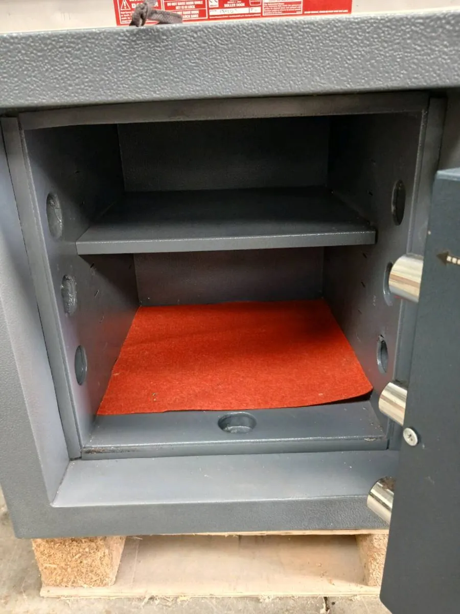 Fireproof high security Safe - Image 4