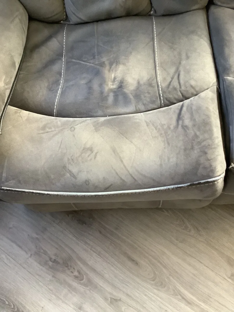 Couch - Image 3
