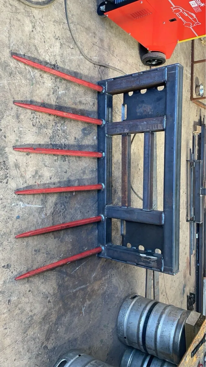 Bale spikes - Image 4