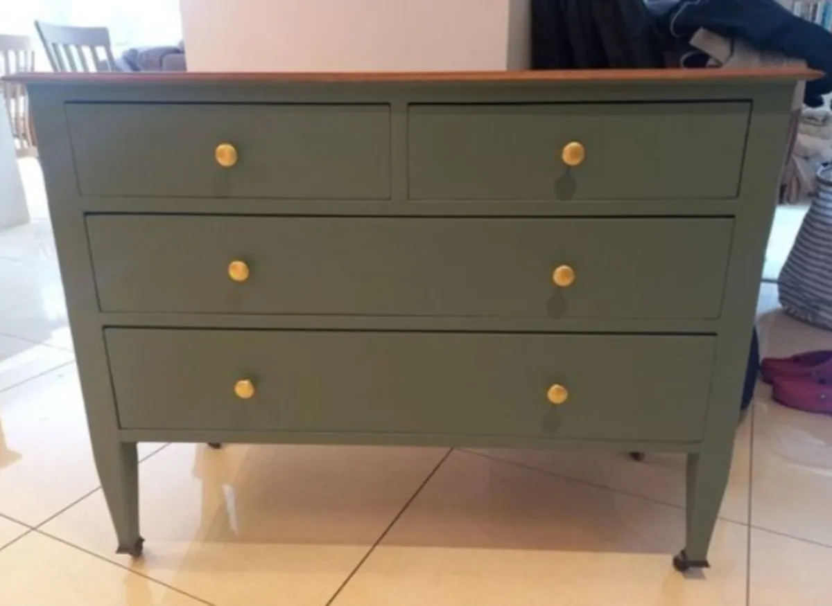 Chest of drawers - Image 1