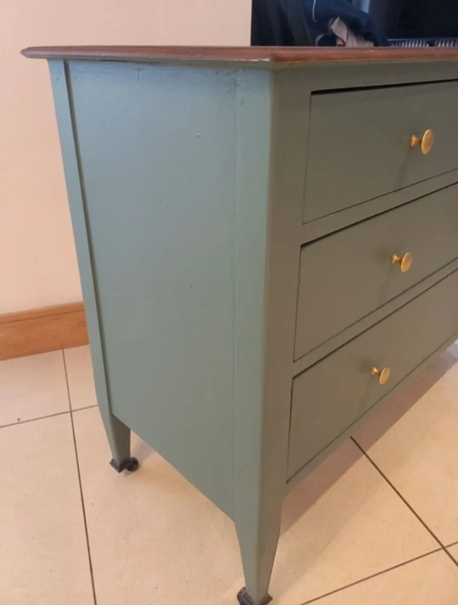 Chest of drawers - Image 2