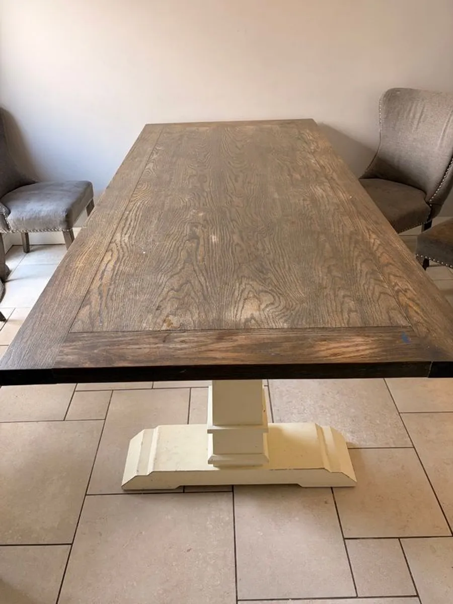 Solid wood table with dining chairs - Image 4