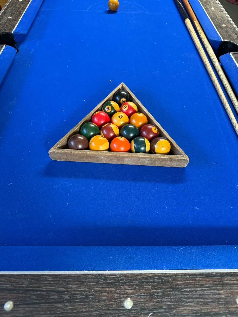 Antique pool table - Image 1