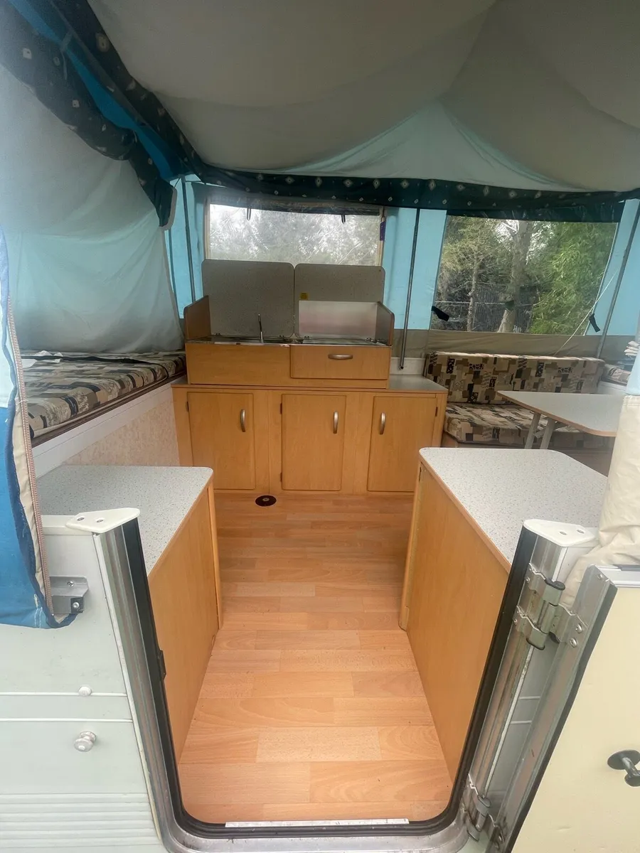 Pennine Continental folding camper - Image 3