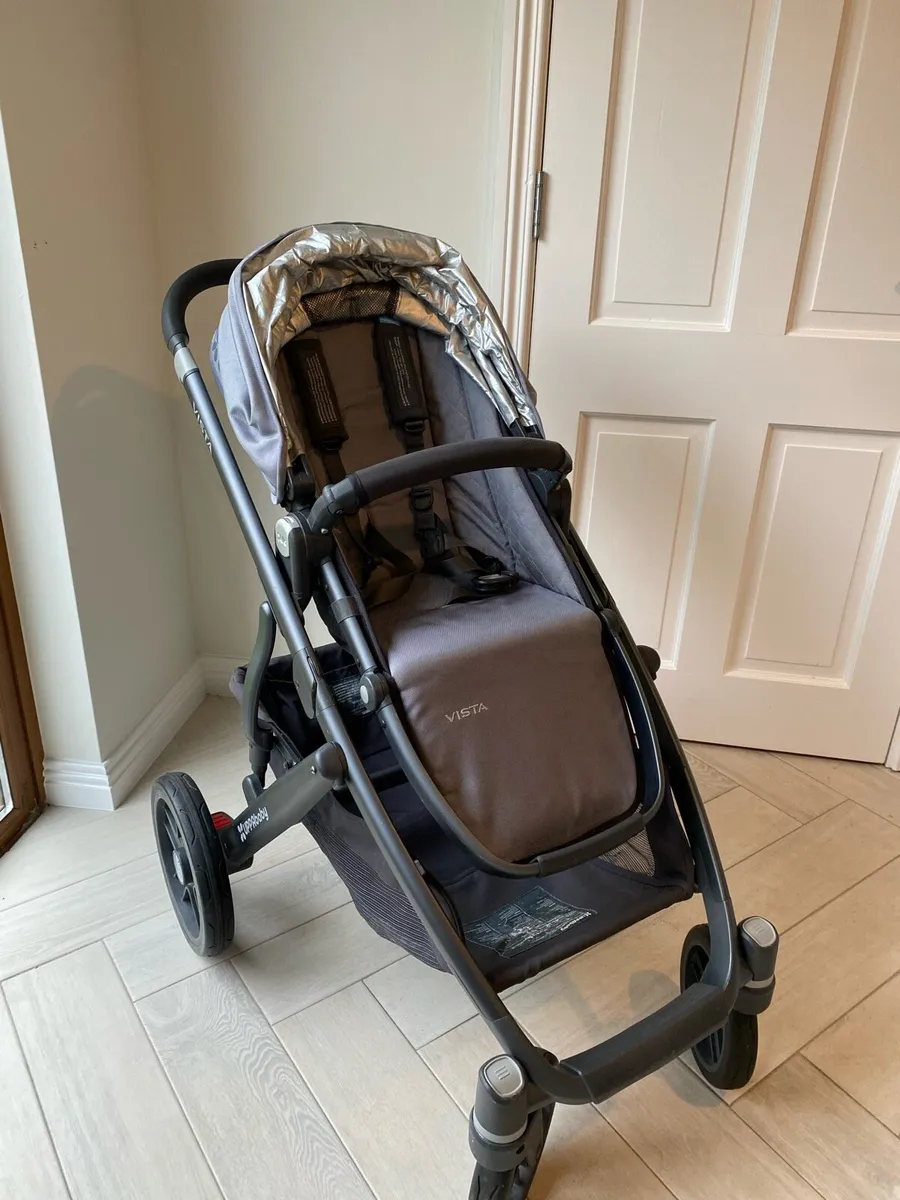 Uppababy pushchair and bassinet - Image 1