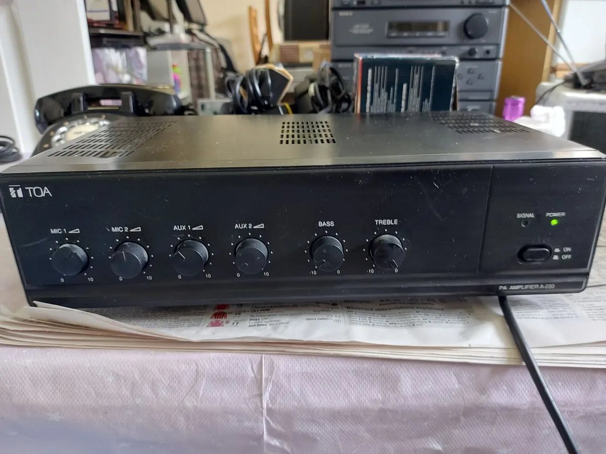 TOA PA AMPLIFIER A-230, as new, in excellent condi - Image 2