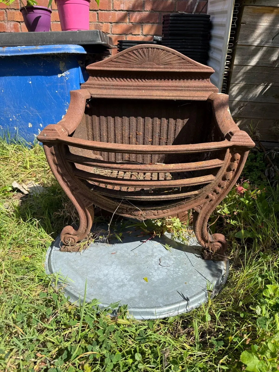 Antique fire grate/ log basket
