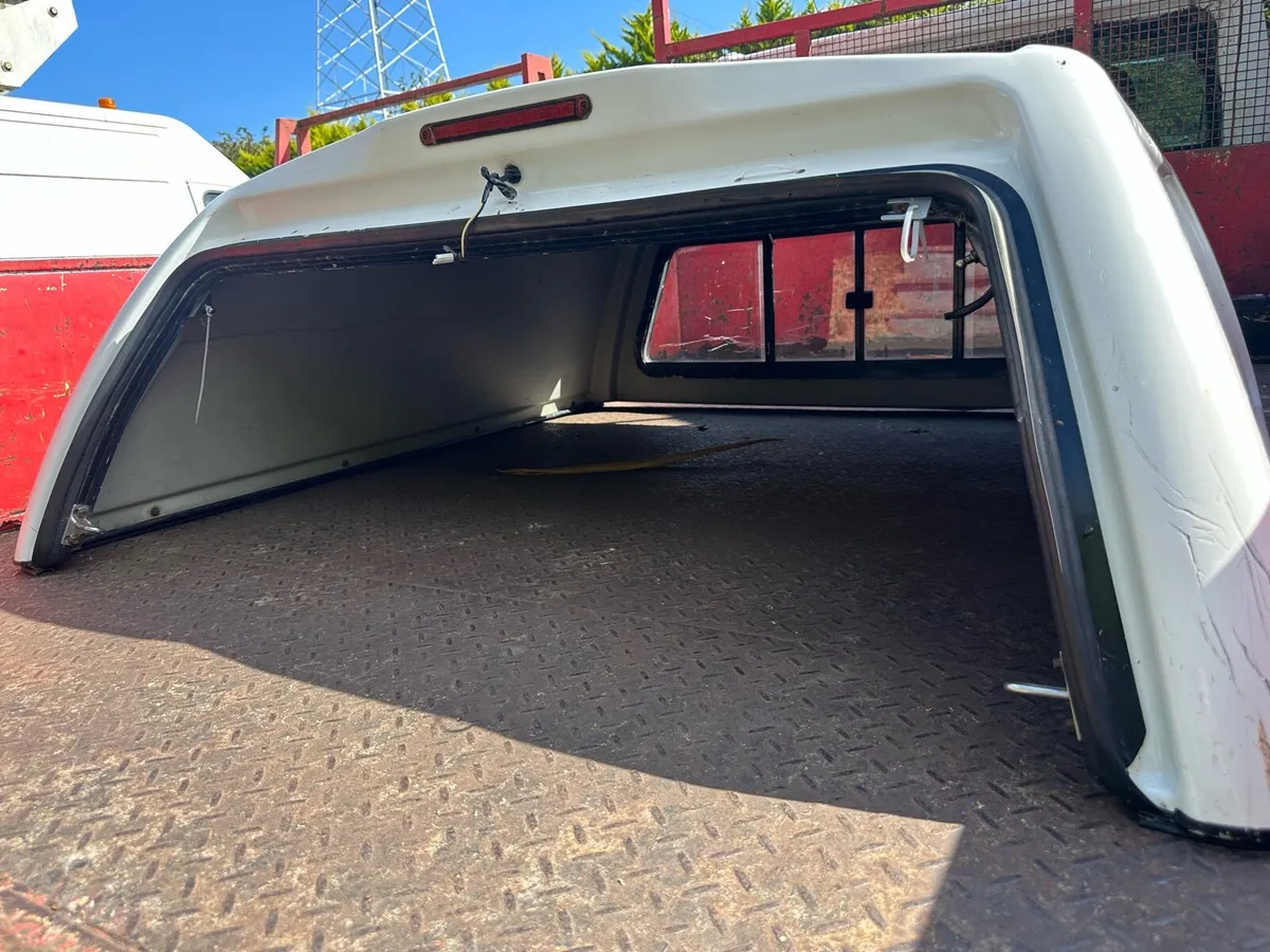 Toyota Hilux Canopy - Image 4