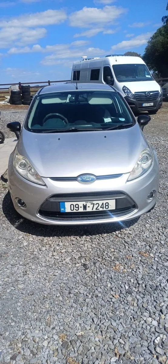 . Ford Fiesta 09 - Image 1