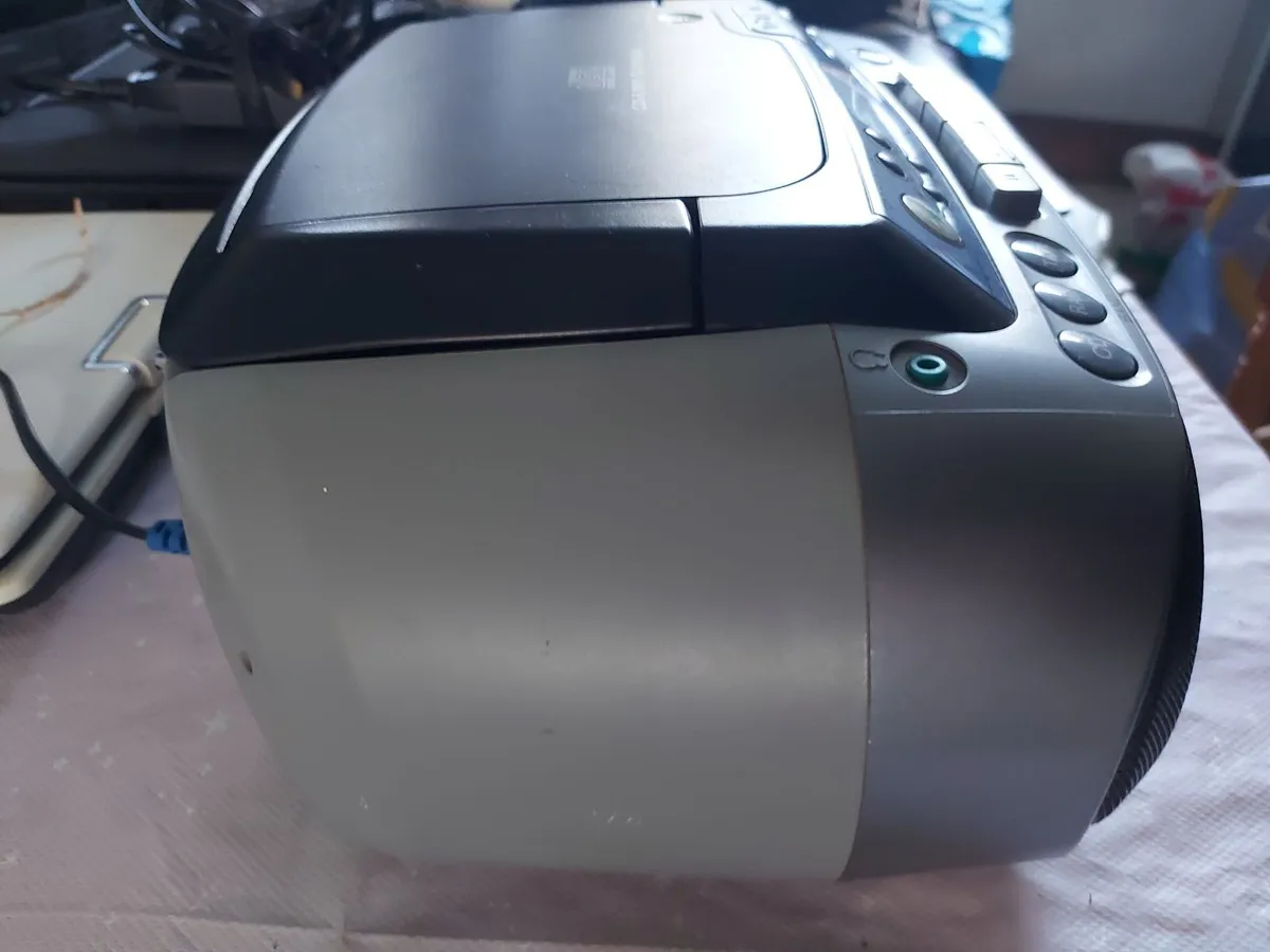 SONY Stereo CD, Radio, Cassette-Corder, CFD-S01 - Image 4