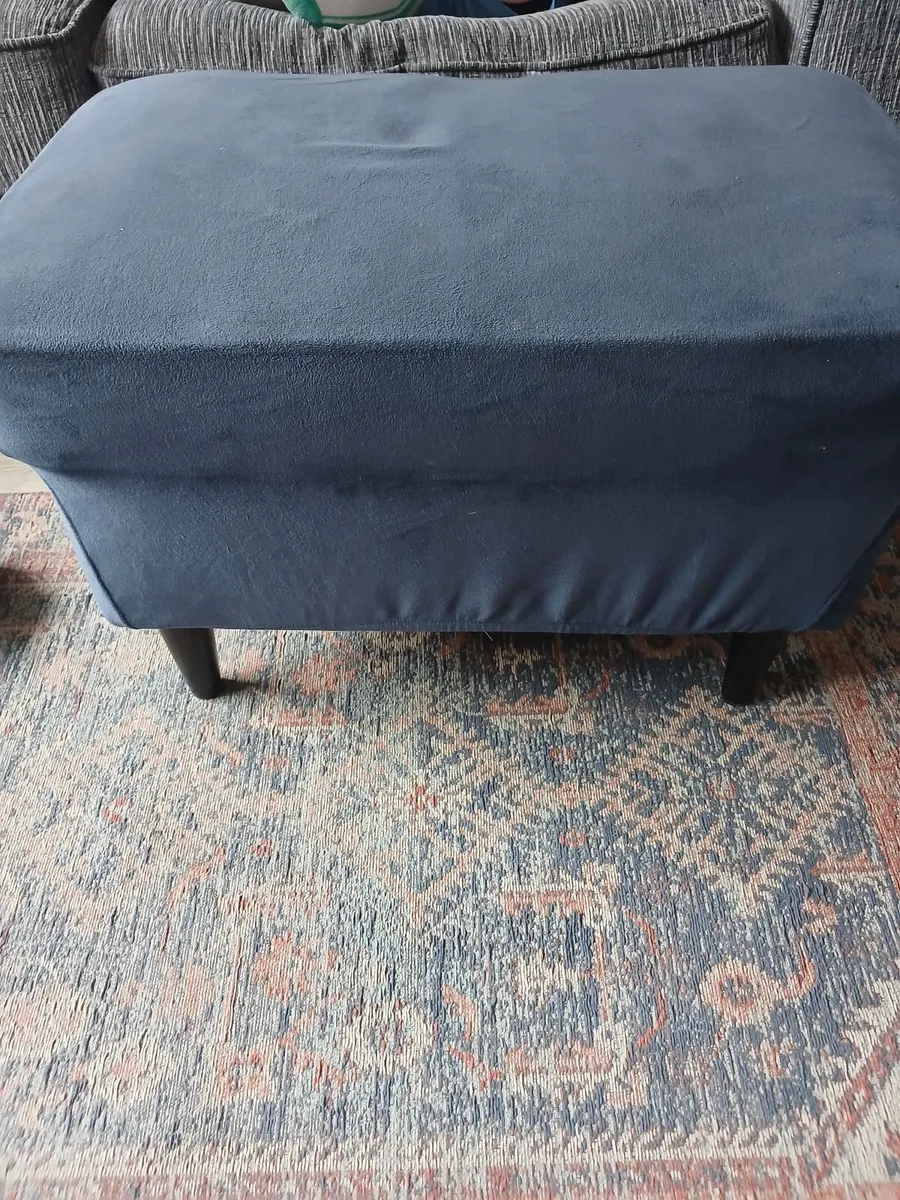 Free Armchair and footstool - Image 4