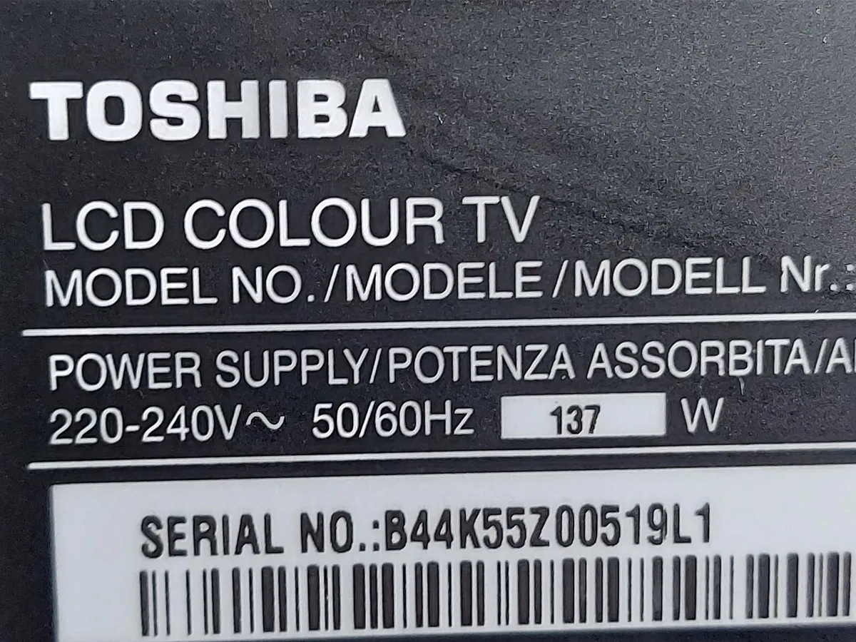 Toshiba 32" LCD Colour TV, Model No. 32AV933B, - Image 3