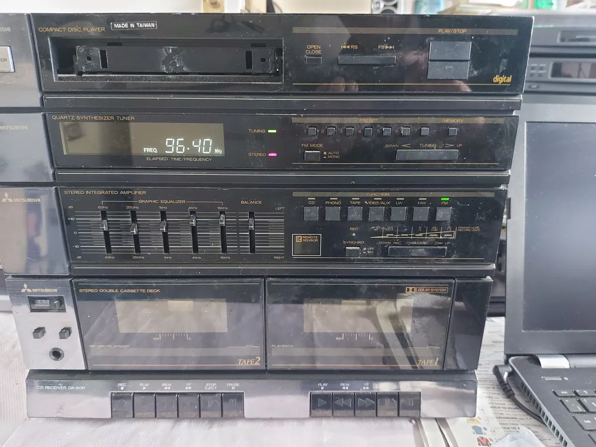 Mitsubishi Hifi Stereo Music Centre, Model DA-60R - Image 1