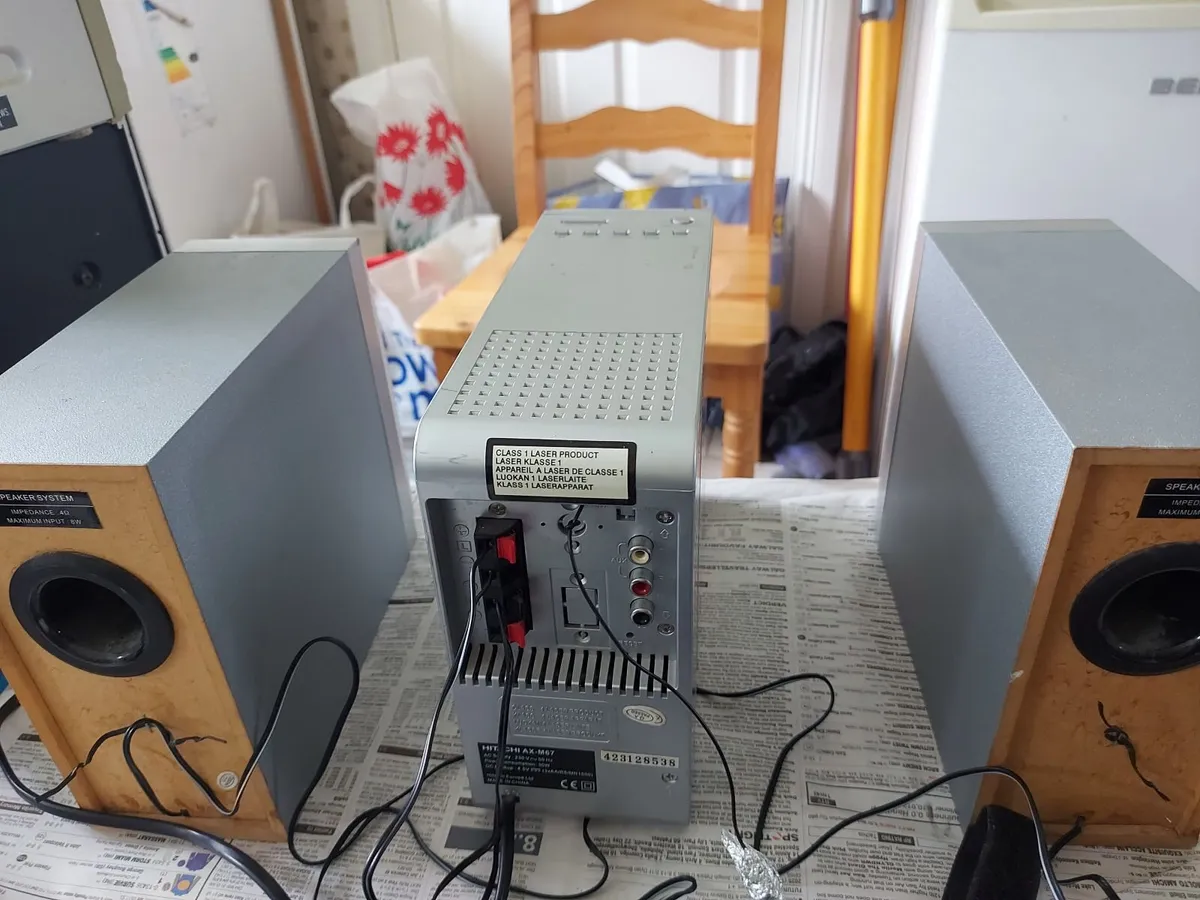 HITACHI Stereo Music System, Model AX-M67 - Image 3