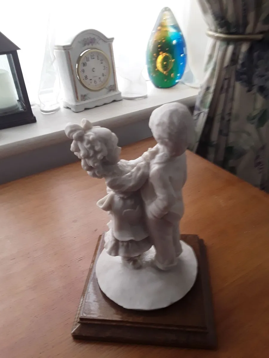 Lovely porcelain vintage ornament - Image 2