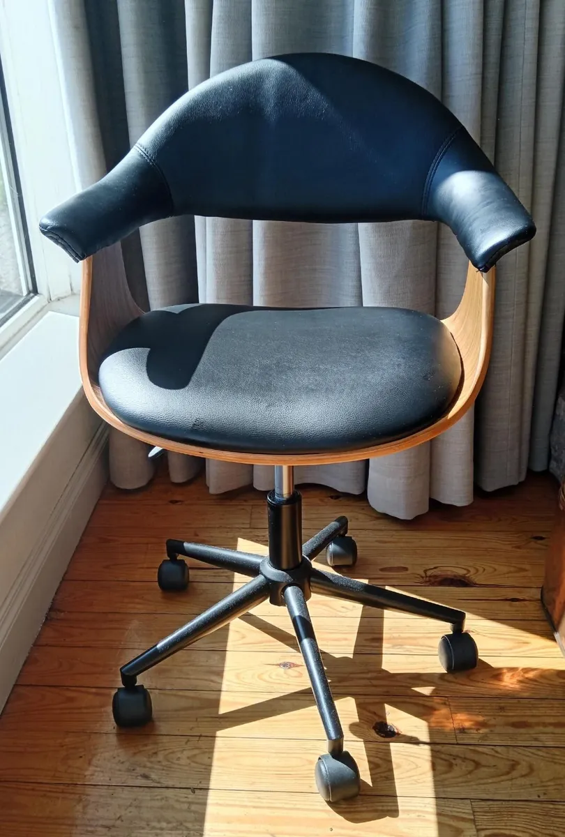 office chair - Image 1