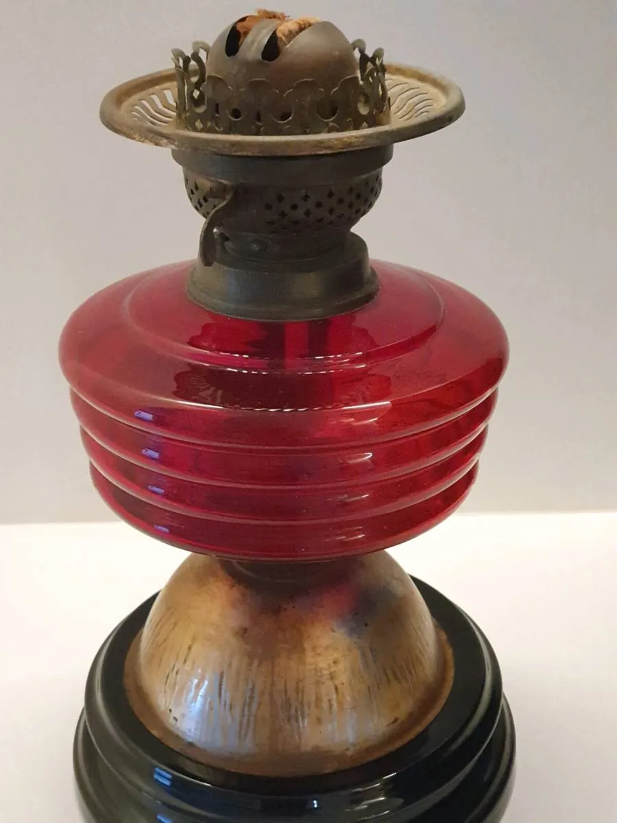 Vintage old oil lamp with glass oil resevoir - Image 1