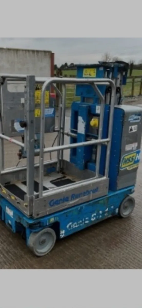 Genie GR15 Vertical Lift - Image 1