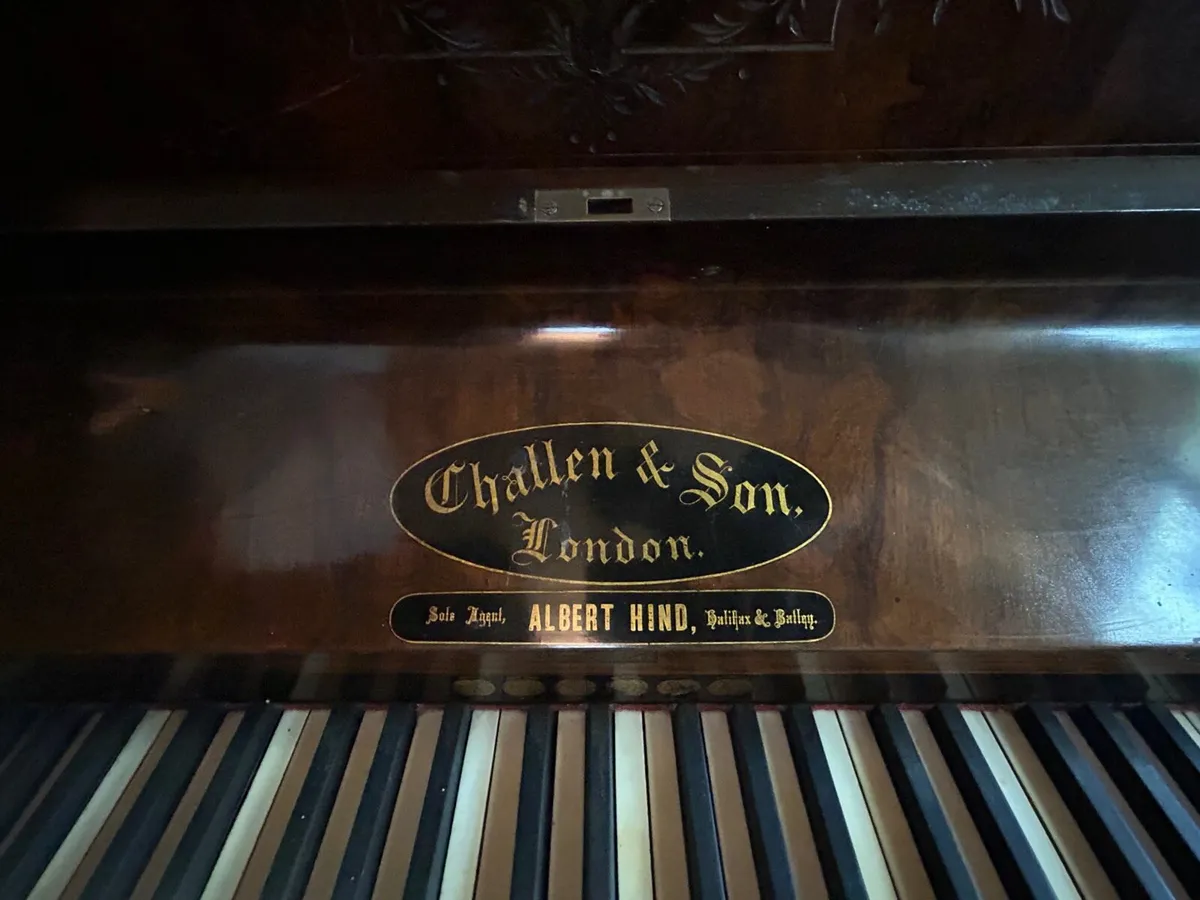 Piano - Image 2