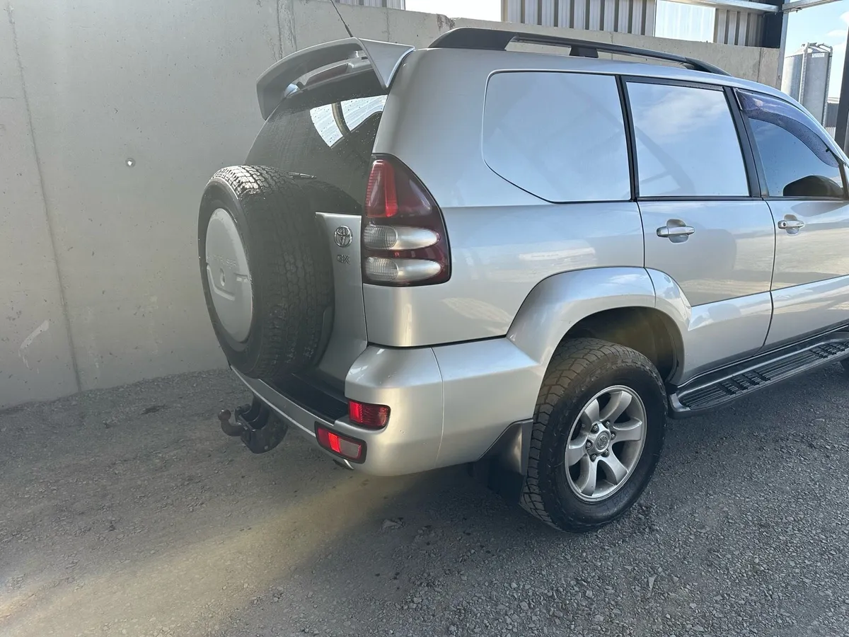 2008 gx auto landcruiser - Image 4