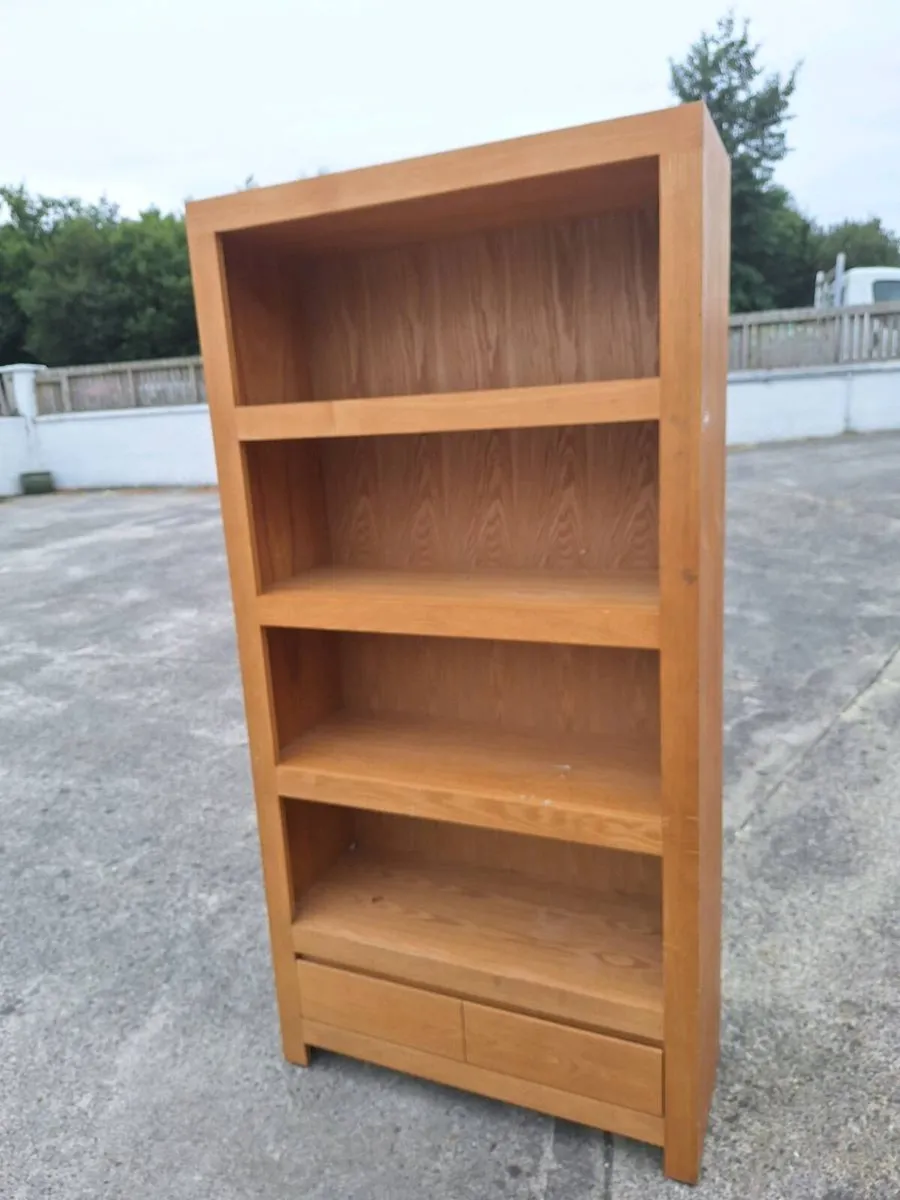 Large heavy oak bookcase - Image 1