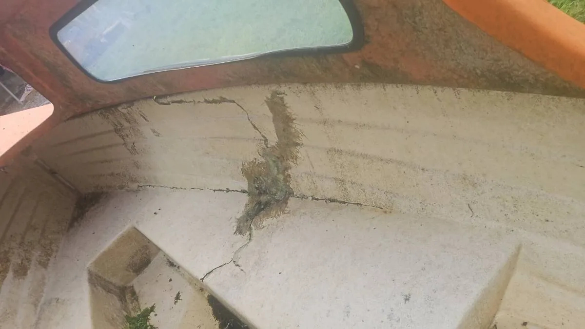 Boat project fiberglass damage - Image 4