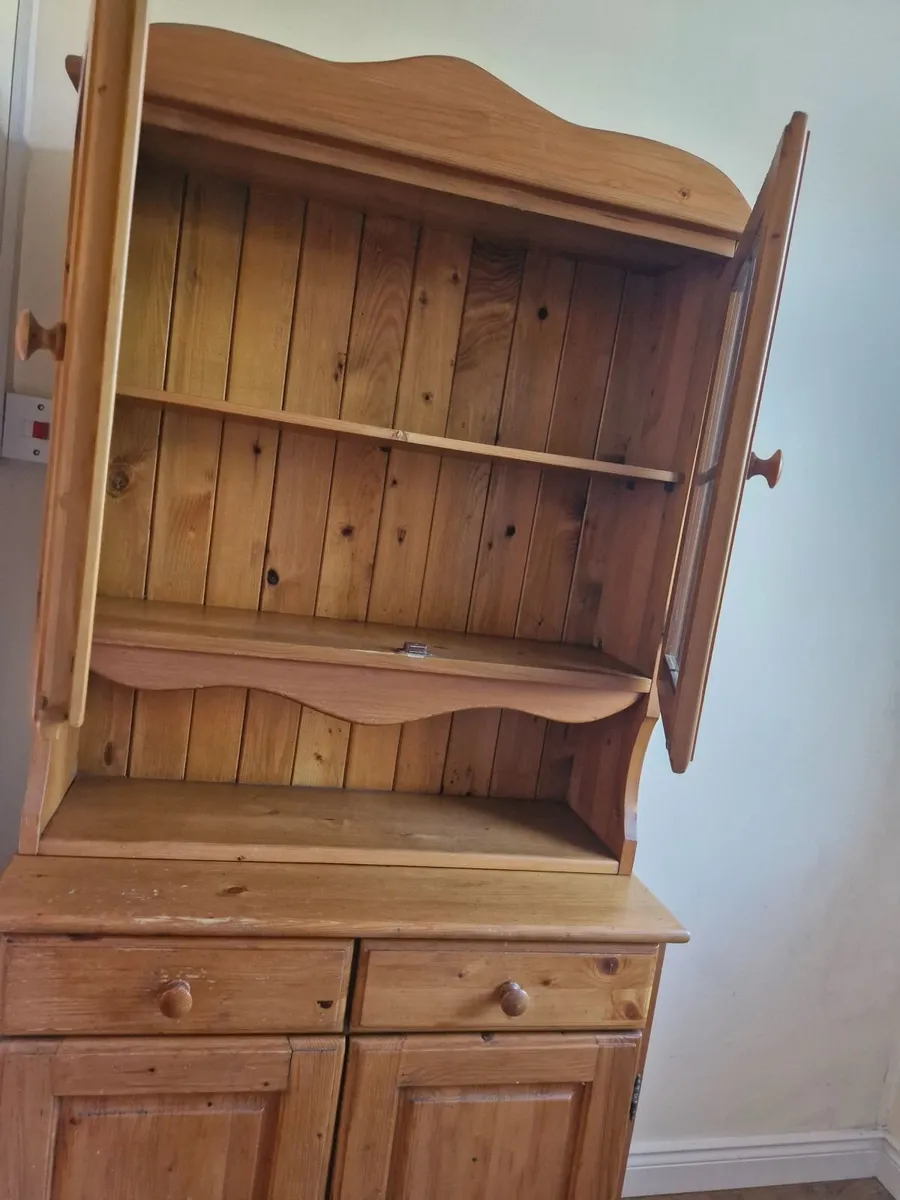 Solid Pine Kitchen Dresser /Display Cabinet – €200 - Image 2