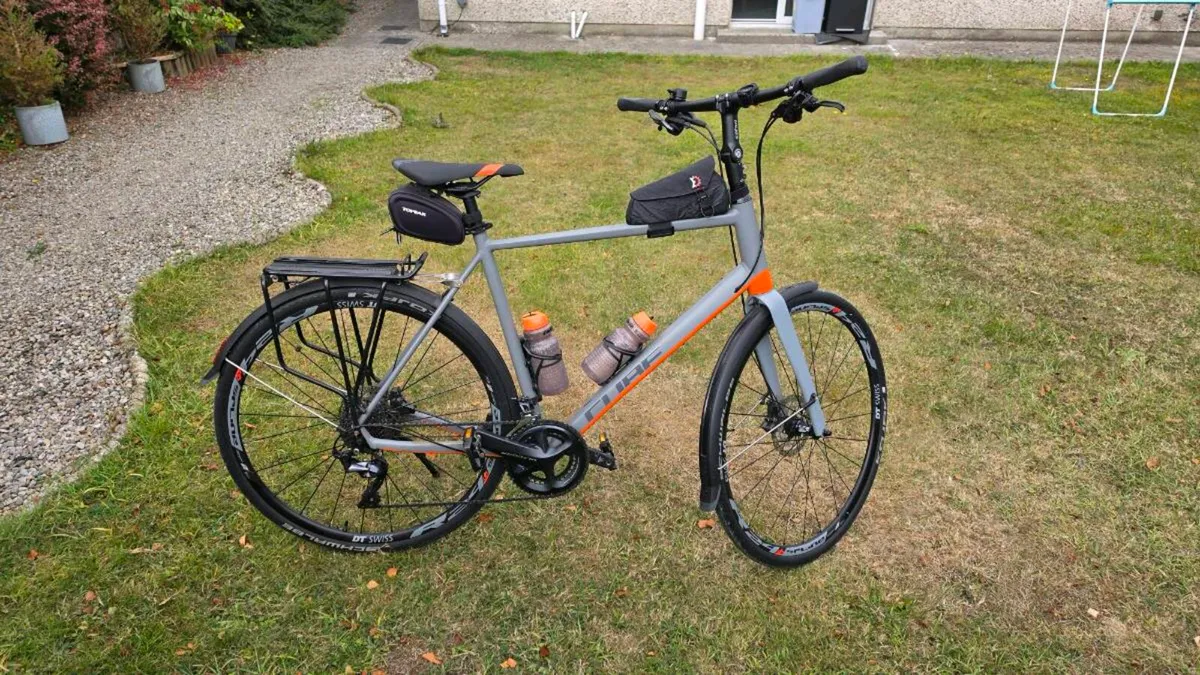 CUBE Bicycle - Image 1