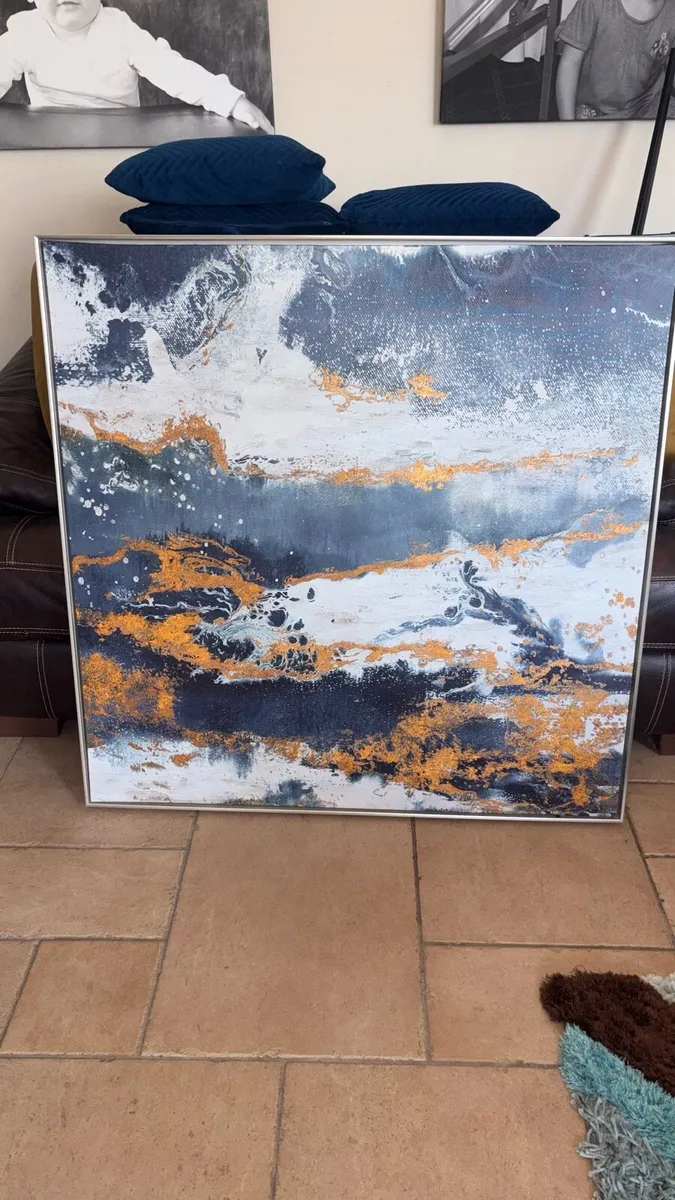 Beautiful Canvas Painting - Image 3