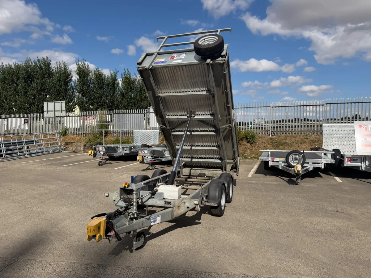 As new Ifor williams 10x5’6  tipping Trailer - Image 2